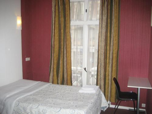 Hotel Meteore Parijs Buitenkant foto