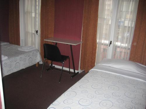 Hotel Meteore Parijs Buitenkant foto